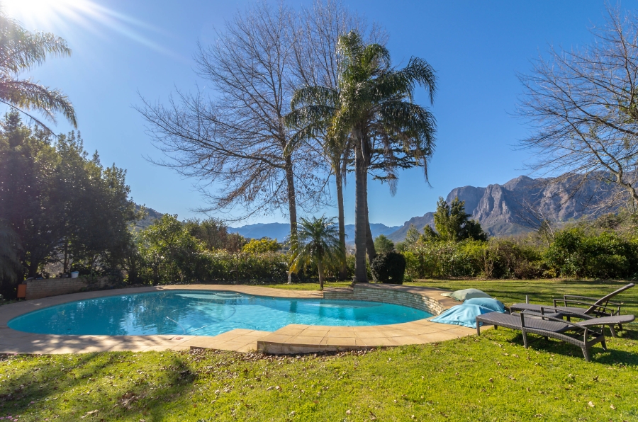 4 Bedroom Property for Sale in Stellenbosch Farms Western Cape